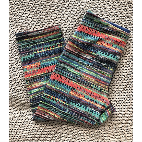 Victoria's Secret Pants - 💕SALE💕Victoria’s Secret cropped leggings sz XS